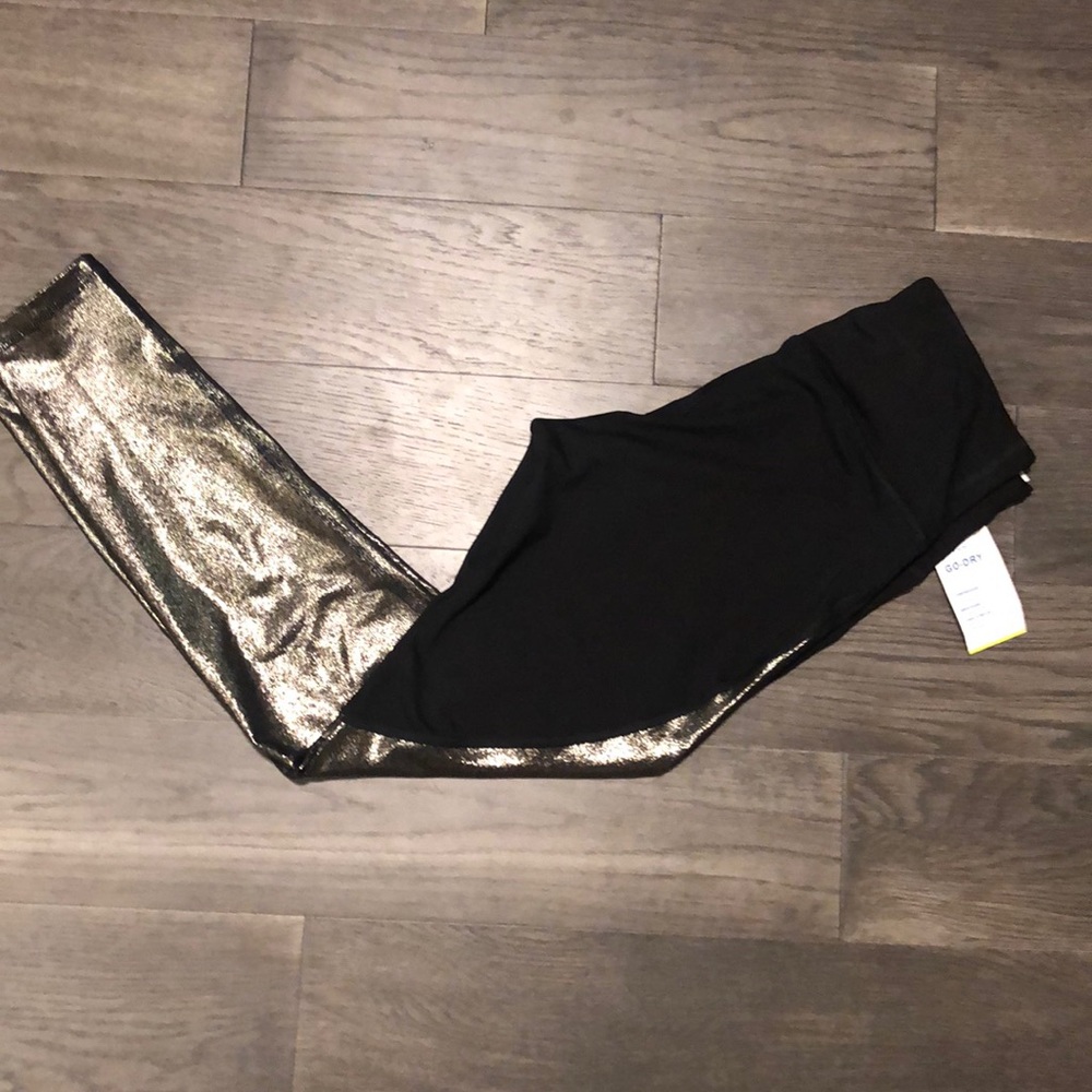 NWT ✨awesome high rise black and gold leggings
